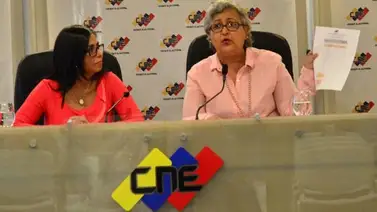 Presidenta del CNE echó para atrás las megaelecciones del 22 de abril Presidenta del CNE echó para atrás las megaelecciones del 22 de abril