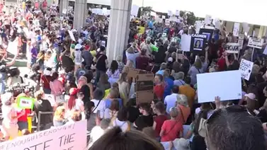 Estudiantes reclamaron a Trump durante un acto contra las armas en EEUU (+Video) Estudiantes reclamaron a Trump durante un acto contra las armas en EEUU (+Video)