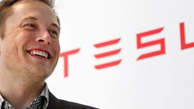 Elon Musk califica 2017 como "fenomenal" pese a que Tesla multiplicó sus pérdidas