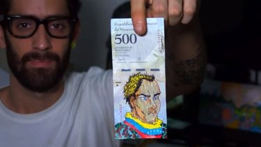 Billetes venezolanos se transforman en obras de arte (+Video)
