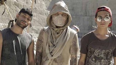 Nael y Justin preparan documental para J Balvin