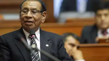 Congresista peruano genera polémica al pedir que restrijan ingresos de venezolanos Congresista peruano genera polémica al pedir que restrijan ingresos de venezolanos