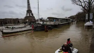 Crecidas del río Sena provocan evacuación masiva en París Crecidas del río Sena provocan evacuación masiva en París