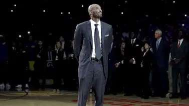 Kobe Bryant podría ganar un Oscar al mejor cortometraje por "Dear Basketball" Kobe Bryant podría ganar un Oscar al mejor cortometraje por "Dear Basketball"