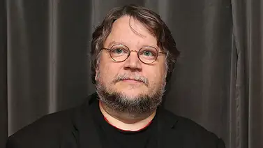 Del Toro dedica las nominaciones a los Óscar a los jóvenes cineastas latinos Del Toro dedica las nominaciones a los Óscar a los jóvenes cineastas latinos
