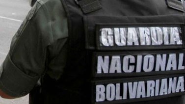 Agarran a violador en terminal de La Fría