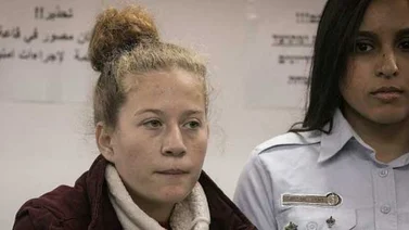 Israel amplía la detención de conocida adolescente palestina