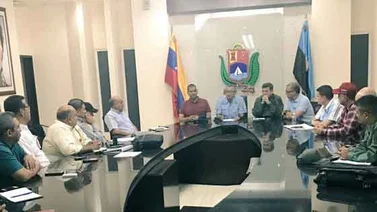 Ministro Motta Domínguez y gobernador Prieto evaluaron situación eléctrica en Zulia