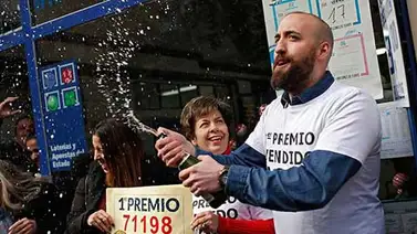 El sorteo de "El Gordo" vuelve a cautivar a España El sorteo de "El Gordo" vuelve a cautivar a España