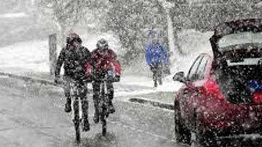 La nieve interrumpe viajes en el centro de Inglaterra