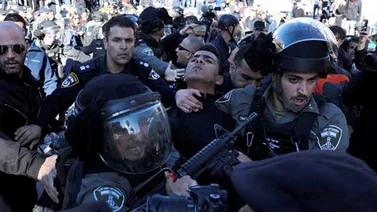 Dos muertos y cien heridos en protestas Cisjordania, Gaza y Jerusalén