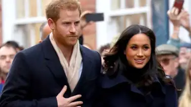 Príncipe Harry y su novia hacen su primera visita oficial juntos en Inglaterra Príncipe Harry y su novia hacen su primera visita oficial juntos en Inglaterra