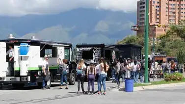 "Comida de camiones" alborotó a consumidores (+Fotos) "Comida de camiones" alborotó a consumidores (+Fotos)