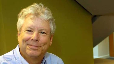 Estadounidense Richard Thaler gana Nobel de Economía