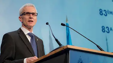 Presidente de Nicaragua condecoró al secretario general de la Interpol Jürgen Stock Presidente de Nicaragua condecoró al secretario general de la Interpol Jürgen Stock