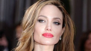 Angelina Jolie dice que no encuentra "nada bueno" en su soltería