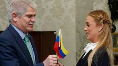 España pide a Venezuela que deje salir a esposa del opositor Leopoldo López España pide a Venezuela que deje salir a esposa del opositor Leopoldo López