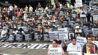 Venezolanos rindieron tributo en Chacao a los caídos durante manifestaciones (+Fotos)