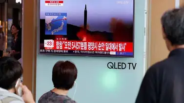 Pyongyang confirma el lanzamiento guiado por Kim de misil que sobrevoló Japón Pyongyang confirma el lanzamiento guiado por Kim de misil que sobrevoló Japón