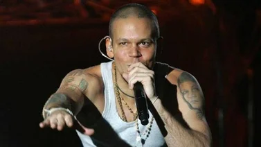 Residente presenta video de tema "Guerra" para promover la paz