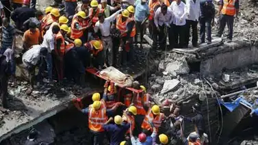 12 personas resultaron muertas por derrumbe de edifico en la India 12 personas resultaron muertas por derrumbe de edifico en la India