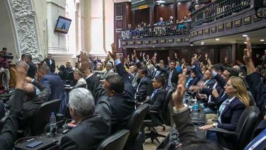 Diputados acompañarían este martes a la fiscal hasta el TSJ