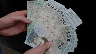 El Bolívar se devaluó 17% durante esta última semana en Dicom