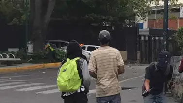 Grupo vandálico ataca sede del Saren en La Castellana Grupo vandálico ataca sede del Saren en La Castellana