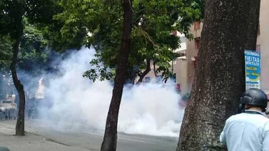 GNB reprimió movilización opositora en El Paraíso