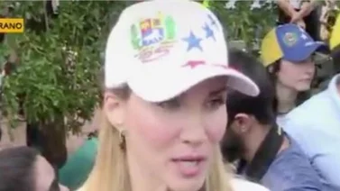 Camila a Winston: "Nunca nos pidieron subir a tarimas, nunca se nos obligó a nada"