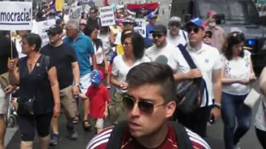 Venezolanos exigen libertad en las calles de Madrid (+Fotos) Venezolanos exigen libertad en las calles de Madrid (+Fotos)