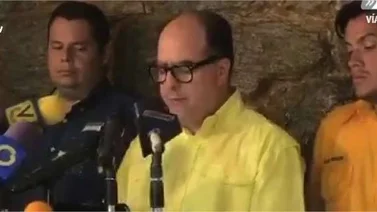 Julio Borges llama a la Fuerza Armada Nacional a colocarse del lado de la Constitución