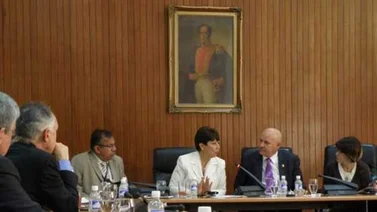 Decretan tres días de luto en universidades por los asesinados en las protestas