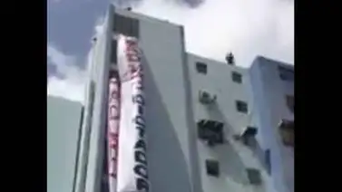 "Maduro dictador" se leyó en pancarta en la urbanización Sucre en Barquisimeto (+Video) "Maduro dictador" se leyó en pancarta en la urbanización Sucre en Barquisimeto (+Video)