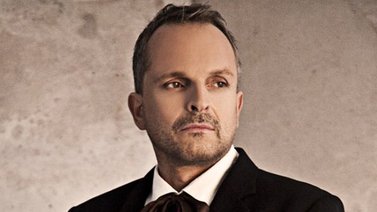 Miguel Bosé considera que Donald Trump hace de la presidencia de EEUU un "show"