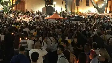 Vigilia en la plaza Bolívar de Chacao durará 12 horas (+Videos y fotos) Vigilia en la plaza Bolívar de Chacao durará 12 horas (+Videos y fotos)