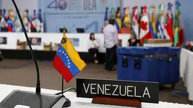 Venezuela se convierte en el primer país en pedir la salida de la OEA Venezuela se convierte en el primer país en pedir la salida de la OEA
