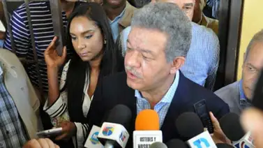 Exilio venezolano mantiene "convocatoria" a protesta contra Leonel Fernández Exilio venezolano mantiene "convocatoria" a protesta contra Leonel Fernández