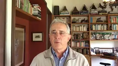 Expresidente Uribe afirma que es hora de "remover la tiranía de Venezuela" (+Video) Expresidente Uribe afirma que es hora de "remover la tiranía de Venezuela" (+Video)