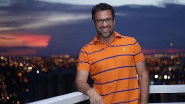 Ricardo Álamo le dio hasta con el tobo a quienes critican a venezolanos en el exterior