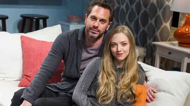 Amanda Seyfried se casa con el actor Thomas Sadoski