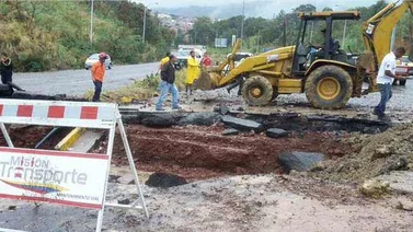 Continúan trabajos en autopista Táriba-San Cristóbal para restablecer servicio de agua