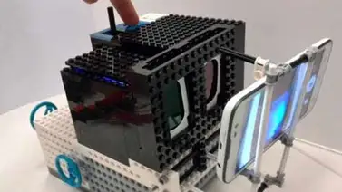 Científicos presentarán un microscopio hecho con piezas de lego Científicos presentarán un microscopio hecho con piezas de lego