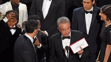 El error de los Óscar: Dieron por ganador a "La La Land", pero la mejor película fue "Moonlight" (+Video)