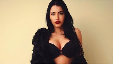 Claudia Alende, la Megan Fox brasileña que debes seguir en Instagram