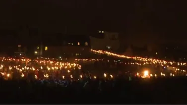 Celebran pasado vikingo con fiesta de fuego en Escocia (+Video)