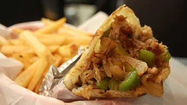 ¿La arepa es venezolana o colombiana?