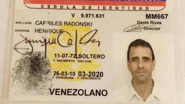 Capriles ratifica su cédula de identidad como único "carnet de la patria"