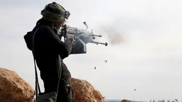 Al menos 43 combatientes muertos por un bombardeo en el norte de Alepo Al menos 43 combatientes muertos por un bombardeo en el norte de Alepo