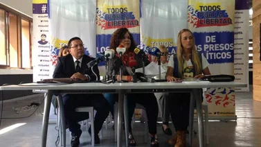 Lilian Tintori: Leopoldo López está dispuesto a ir a un diálogo (+Videos)